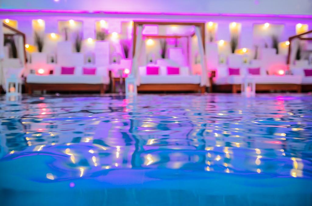 Sun City Hotel - The Gabriel Каир Экстерьер фото The pool at the hotel
